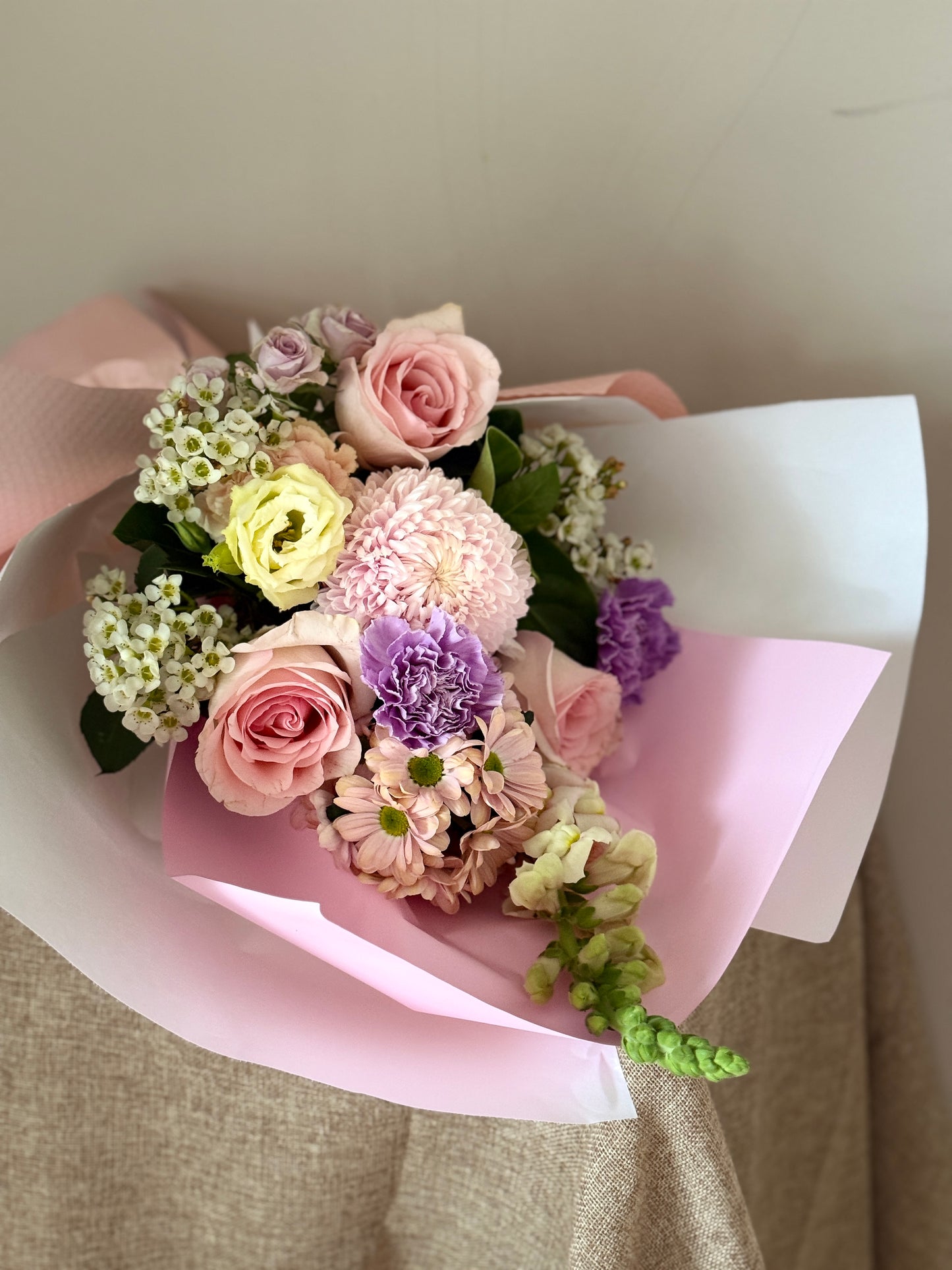 Blushing Pearl - Flower Arrangement