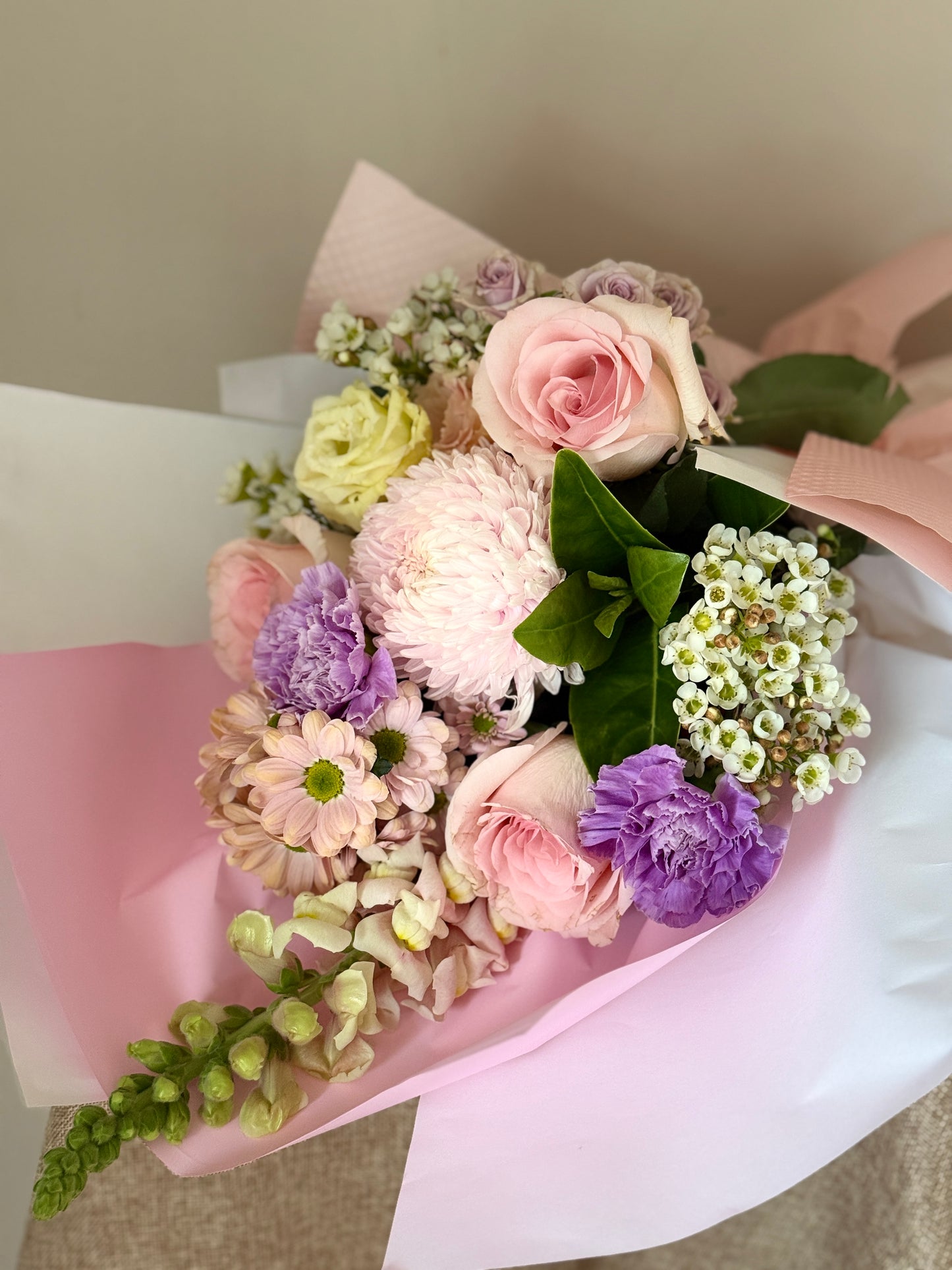 Blushing Pearl - Flower Arrangement